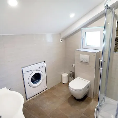 With Parking Space - 4673 Apartamento Dubrovnik