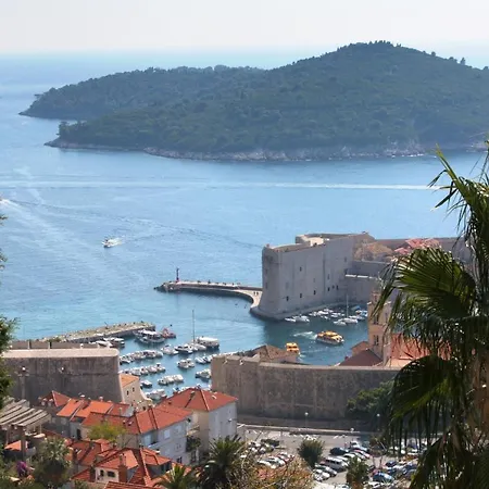 Apartment With A Parking Space - 4673 Dubrovnik